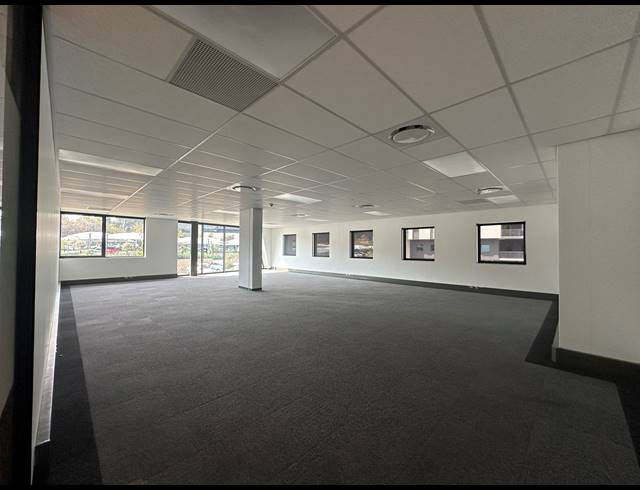 120M² CO-WORKING SPACE TO LET IN CENTURION CENTRAL